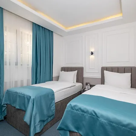 Askadar Hotel 3*