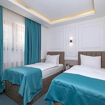 Hotel Askadar 3*