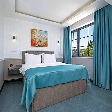 Hotel Askadar 3*
